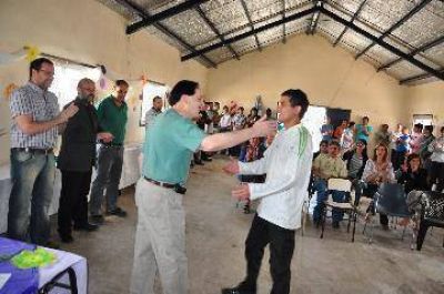 Cinco presos de Roca recibieron su t�tulo secundario