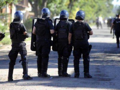 "Robo y violencia nos deben unir en repudio un�nime", dijo Binner sobre los saqueos
