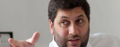 Olmos: �El Consejo es un organismo semiparlamentario�
