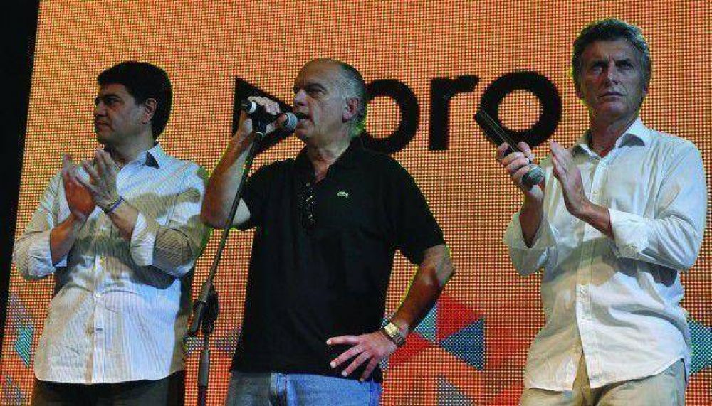 Grindetti: �El 2013 es la puerta para que Macri gobierne�