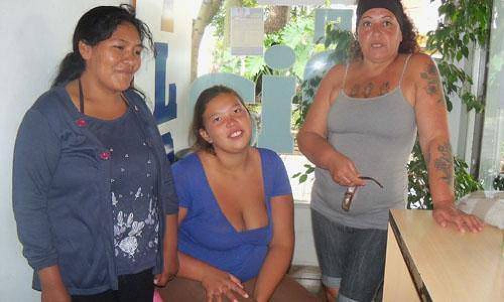 Inundados denuncian presiones del municipio para dejar sus viviendas