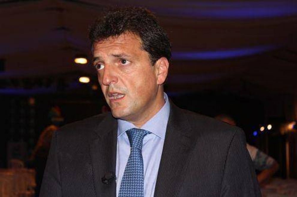 Massa: �Los que saquean son ladrones�