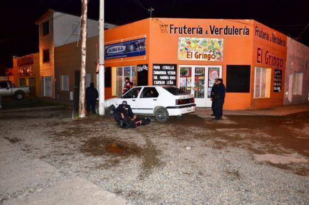 Un hombre intent� atropellar a varias personas