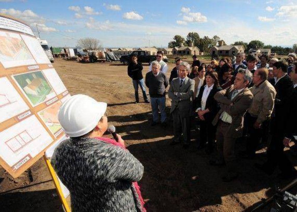 Pol�tica habitacional: Este s�bado se celebrar� un doble acto hist�rico en la Villa de Merlo