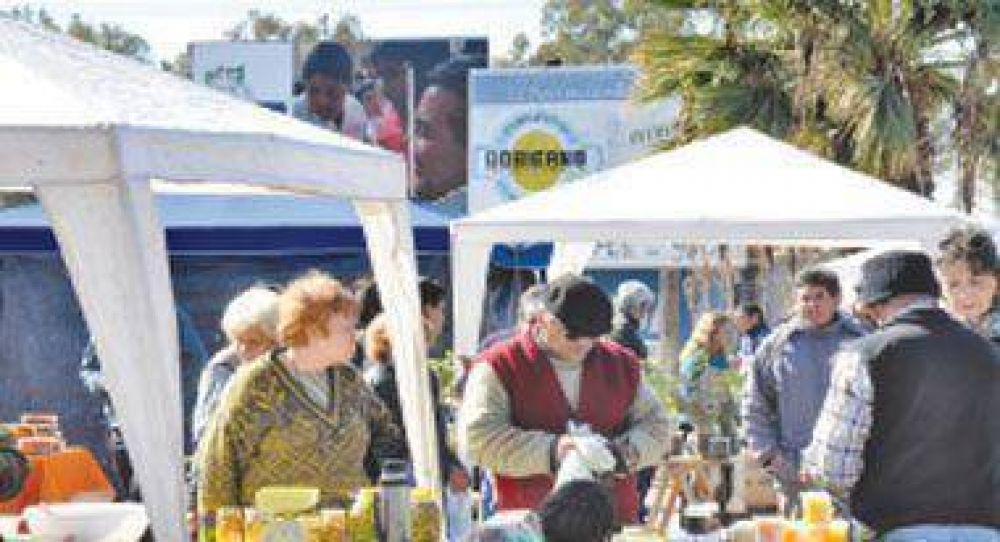 Ultima Feria del Productor al Consumidor del a�o