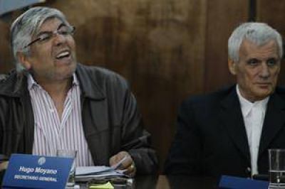 Cal� se "solidariz�" con Moyano por la acusaci�n del Gobierno