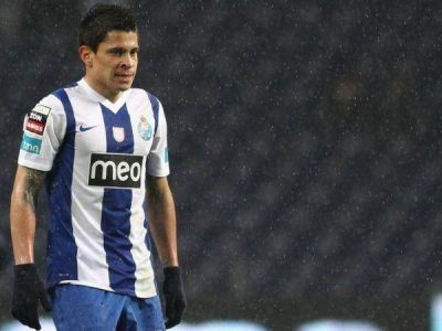 A River le dan pelea: Racing y San Lorenzo se suman al deseo de quedarse con Iturbe