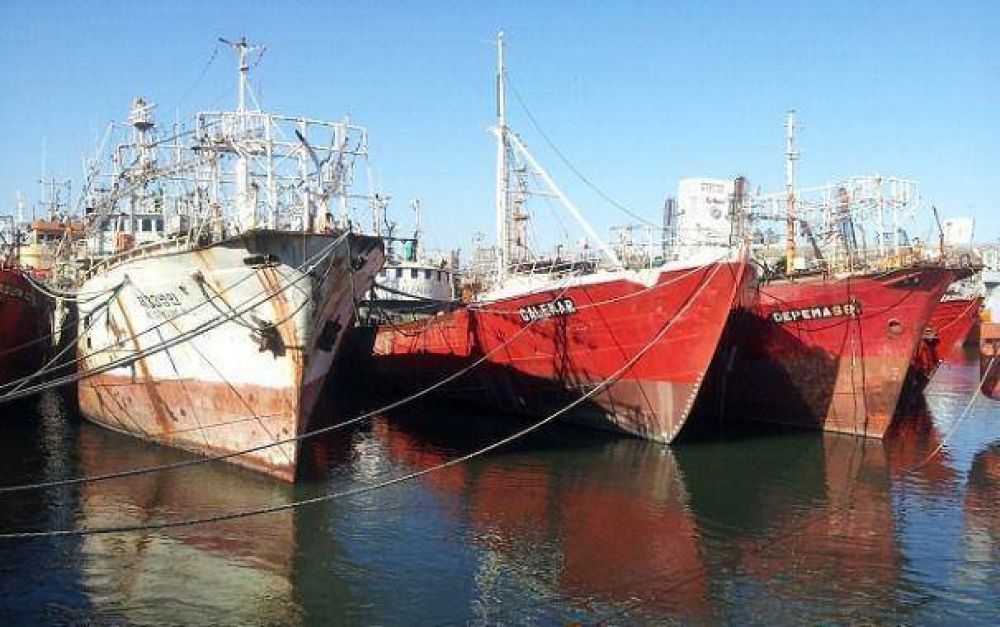 Las C�maras Pesqueras denuncian crisis econ�mica y piden reunirse con Yahuar