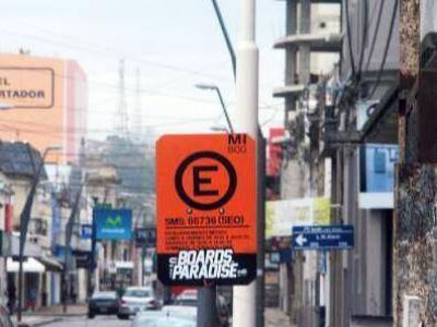 Lunghi planea recaudar m�s del doble en multas por estacionamiento medido