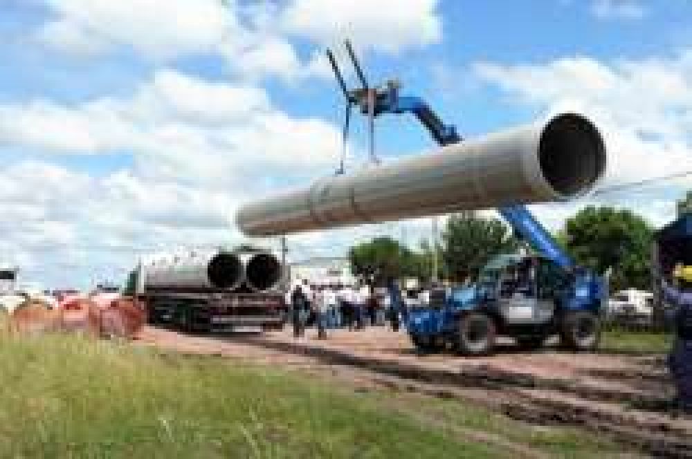 Segundo Acueducto: Llegaron los ca�os estructurales para la obra		