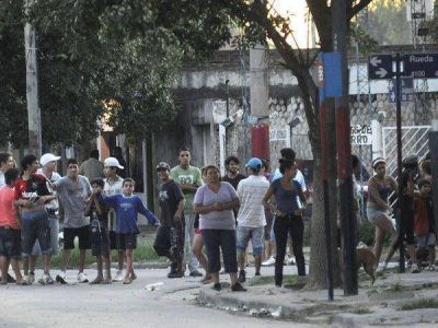 Saqueos: gobernadores e intendentes coinciden en que fueron "organizados"