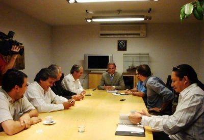 Intendentes del MPN se reunieron con Sobisch.