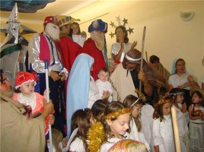 M�s de 100 ni�os participaron del pesebre viviente que realiz� el CRIB