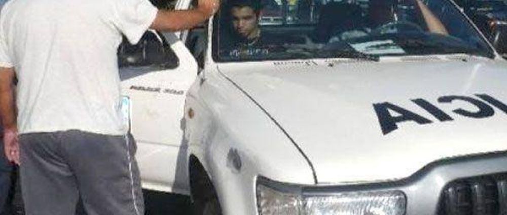 Detienen a sujeto que rob� comercio