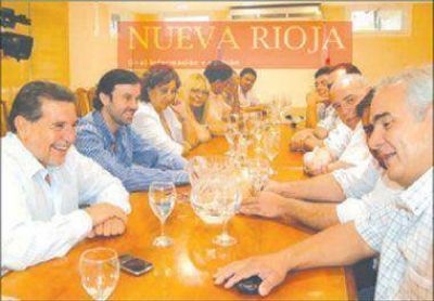 El gobernador recibi� a dirigentes de la CGT