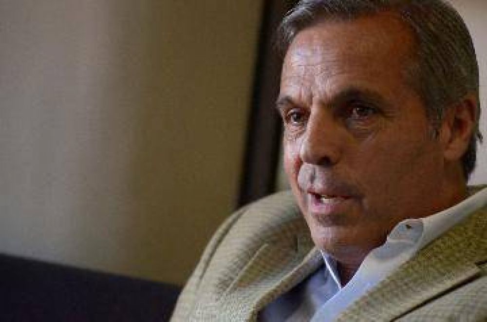 "Estoy pensando en ser presidente del MPN"