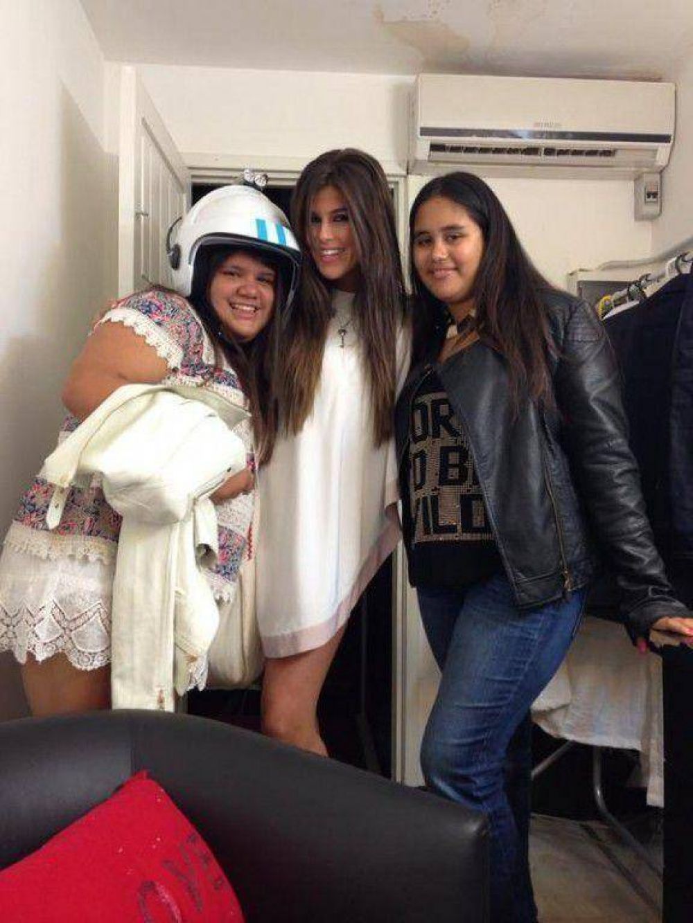 Rial debut� en Mardel y le peg� a un productor de TV 
