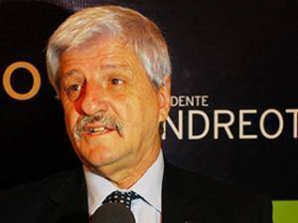 Para Andreotti, los saqueos fueron "organizados por fuerzas pol�ticas, asociadas a marginales y ladrones"