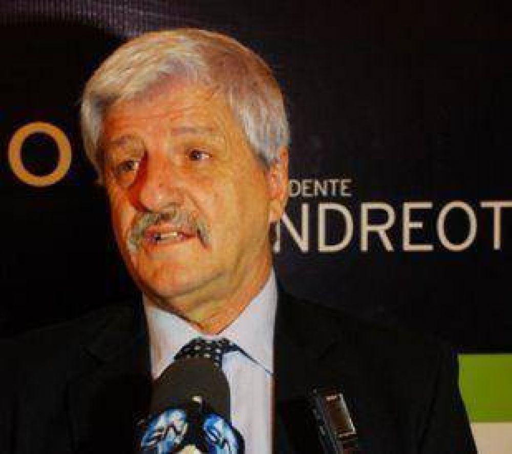 Andreotti lament� falta de colaboraci�n y "desidia"