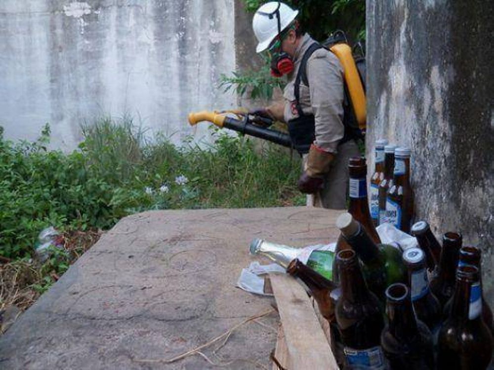 Contin�a el alerta por el dengue y no se descarta un posible brote epid�mico