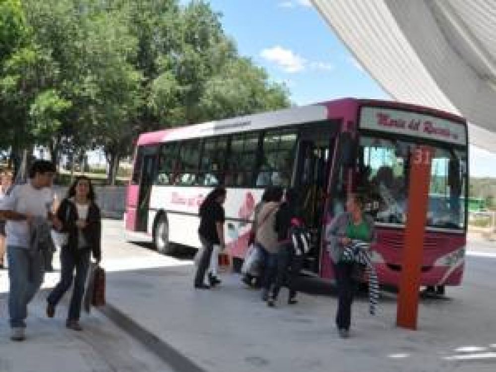 Usuarios del interurbano se oponen a pagar doble boleto 