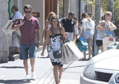 Furor de ventas navide�as en shoppings y comercios