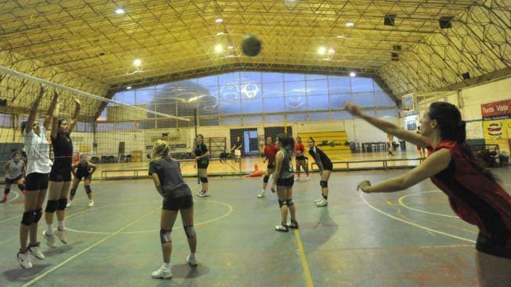 Clubes de barrio luchan por recuperarse
