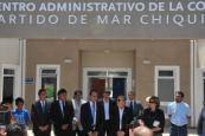 Scioli inaugur� un centro administrativo en Santa Clara del Mar