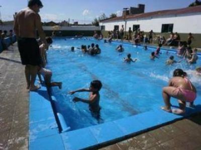 Inscriben para la temporada de pileta del Club Municipal