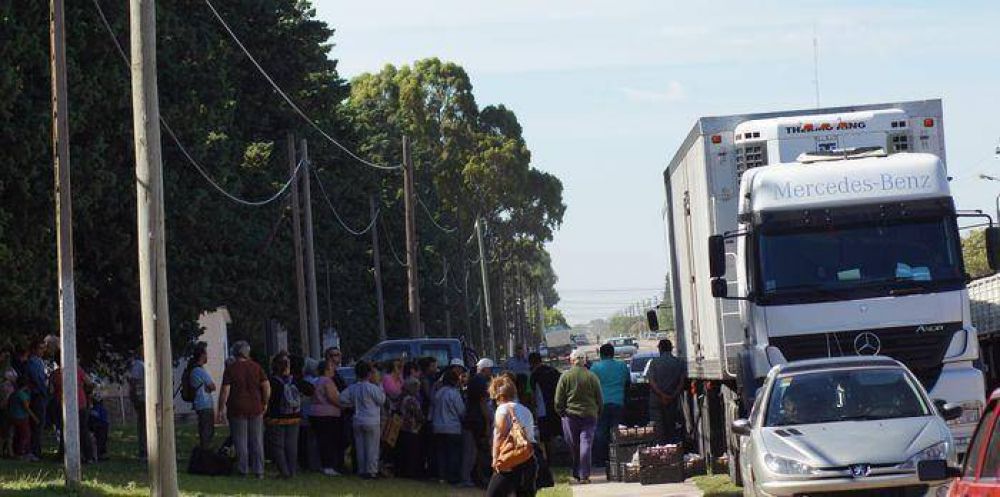 El Programa �Frutas para Todos� pas� por el distrito