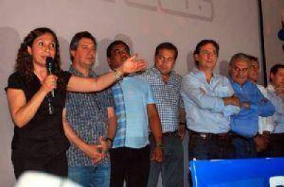 Nueva demostraci�n de la interna peronista 
