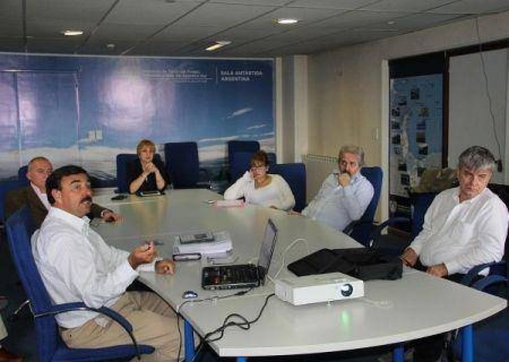 Se present� el primer informe del Plan Director de Aguas y Cloacas