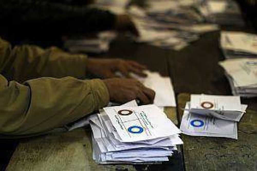 Se mantiene la tensi�n en Egipto luego del "S�" a la nueva constituci�n