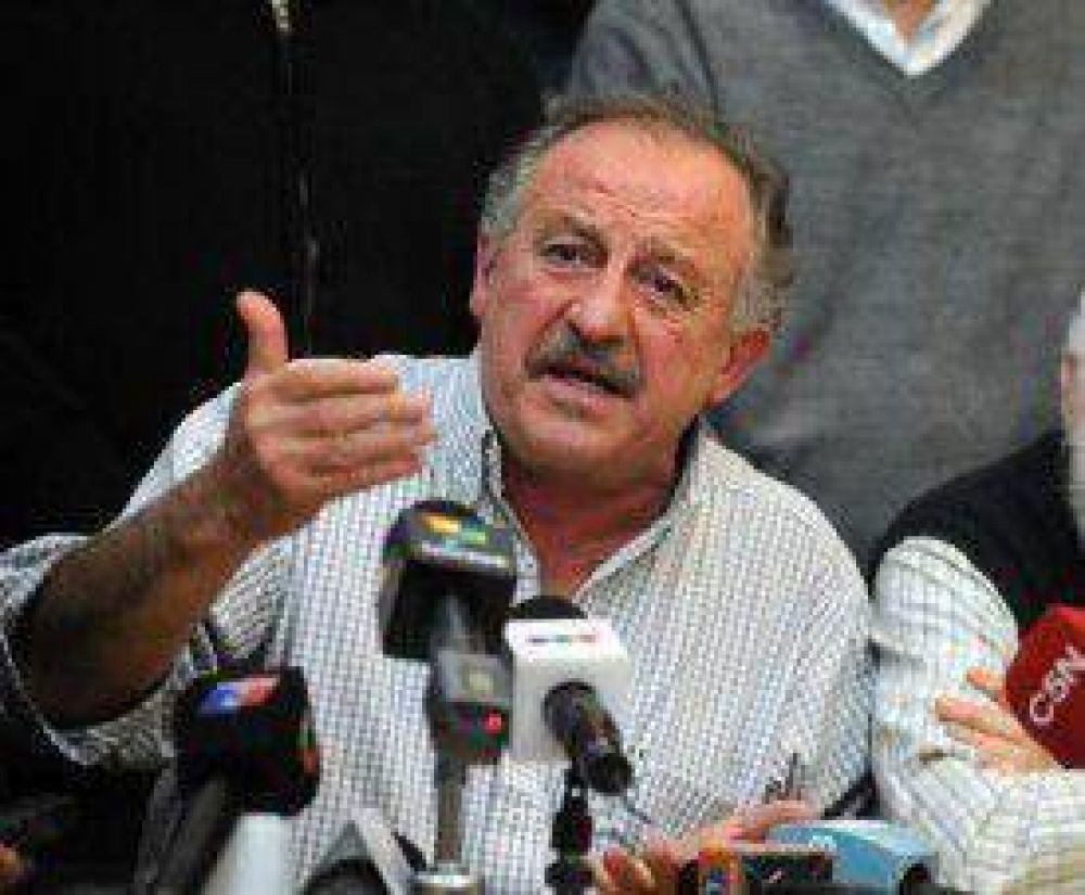 Los saqueos fueron organizados por �sectores minoritarios�