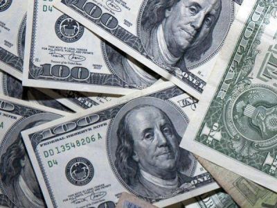 Econom�a 2013: m�s d�lares, pero pocas reservas