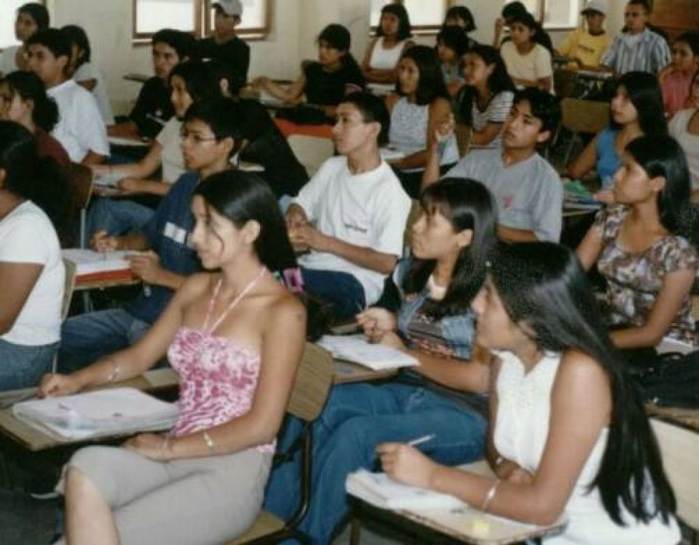 Estudiantes fueguinos pueden inscribirse en el IPV