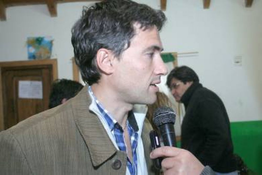�La seguridad se construye con la participaci�n de los vecinos�