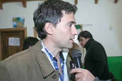 �La seguridad se construye con la participaci�n de los vecinos�