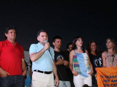 FLORENCIO VARELA: Apoyo para Cristina