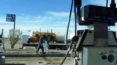 Un a�o despu�s, Tres Lagos vuelve a tener combustibles