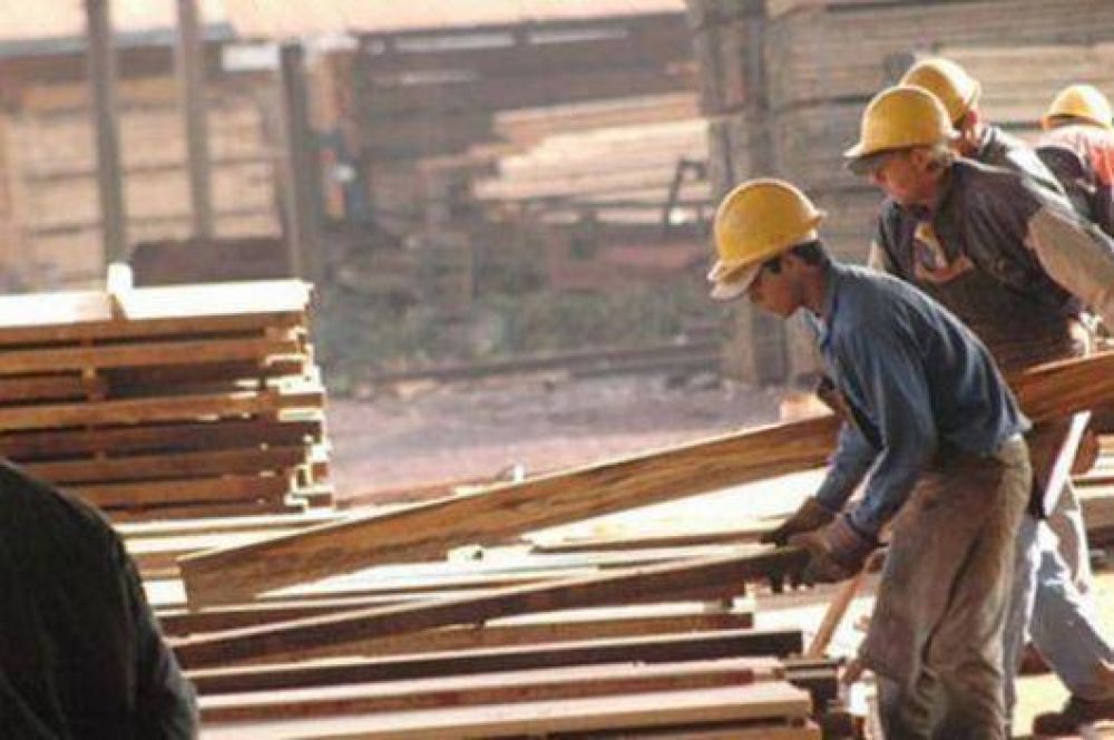 Las pymes madereras no descartan despidos