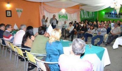 Militantes de la Kolina visitaron Itat�