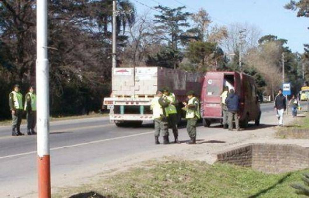 Secuestran cami�n con un millonario cargamento ilegal