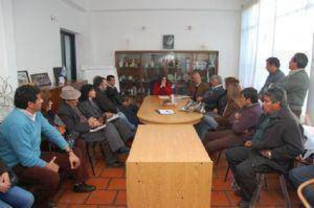 La Gobernadora re�ne a los intendentes oficialistas