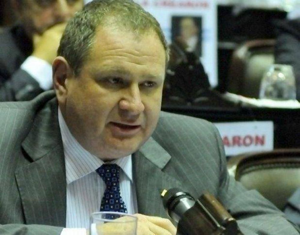 Rogel: �a mitad de camino de un modelo productivo alternativo�