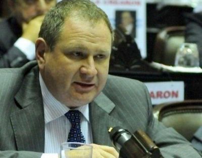 Rogel: �a mitad de camino de un modelo productivo alternativo�
