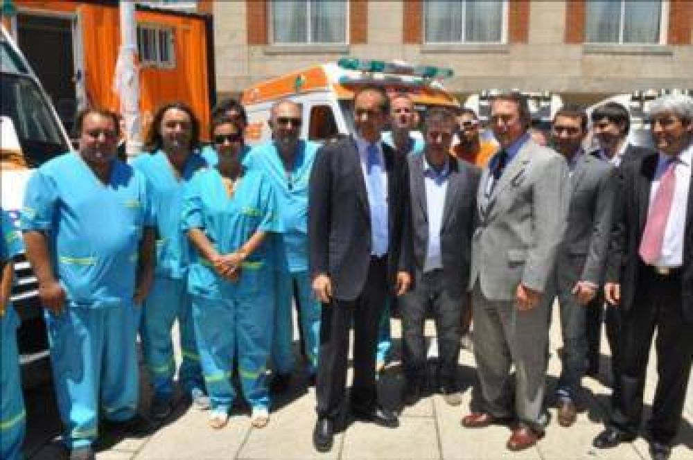 M�s de 10 ambulancias en rutas de la Costa