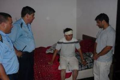 El subsecretario visit� al comisario herido en la trifulca del Barrio Solidario