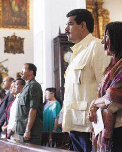 Ch�vez ya camina, asegura Maduro