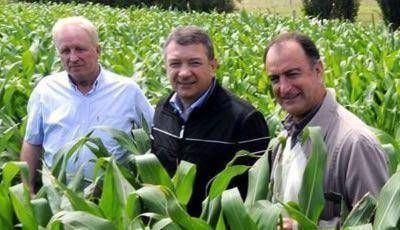Yauhar y Zudaire recorrieron plantaciones en el Valle Inferior del R�o Chubut